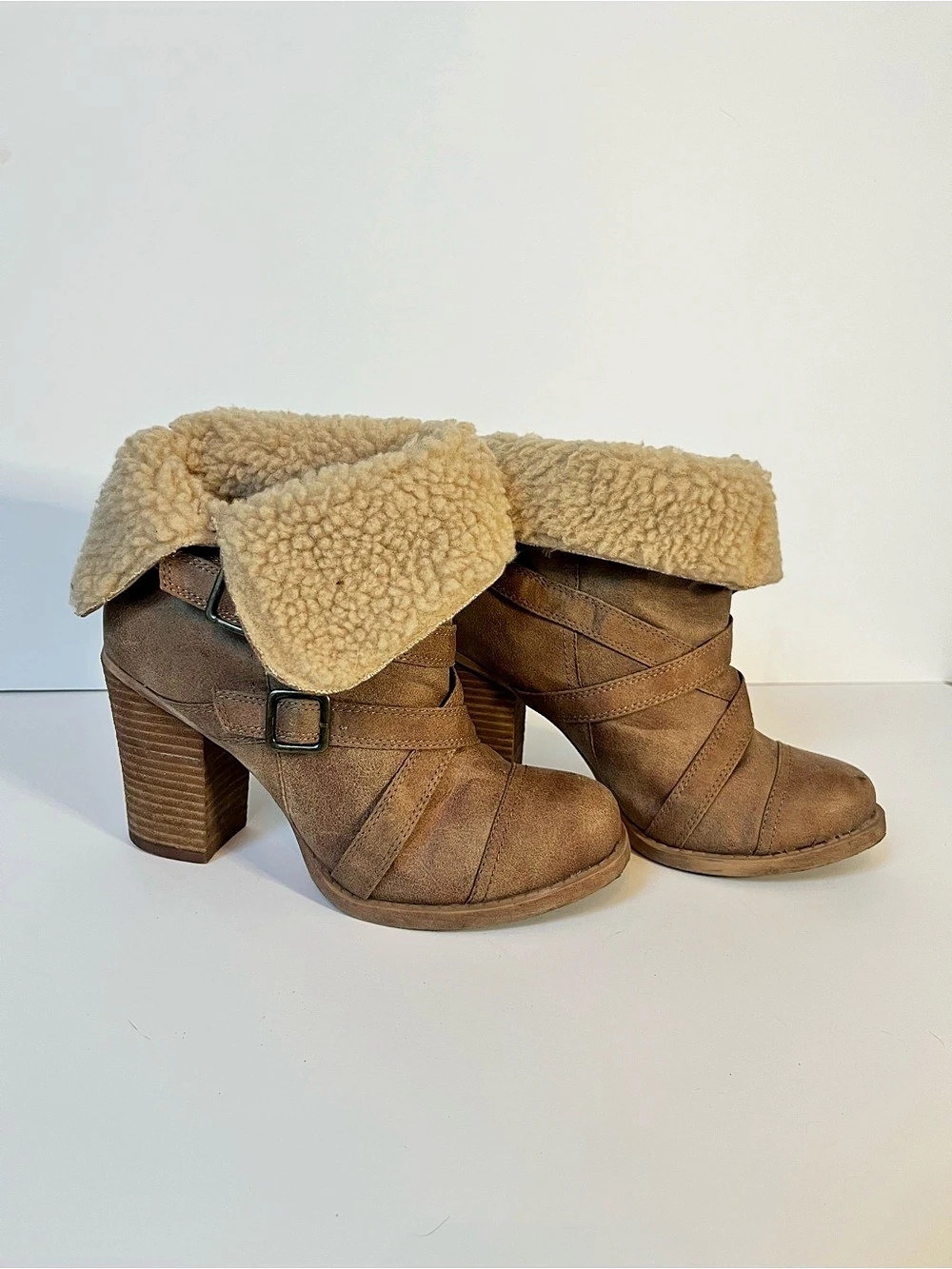 Chinese Laundry Women's Brown Winter Boots